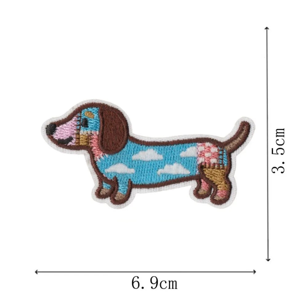 Cute Cartoon Dachshund Dog Embroidery Patch DIY T-shirt Backpack Hat Iron on Patch Craft Sewing Sticker Applique Accessories